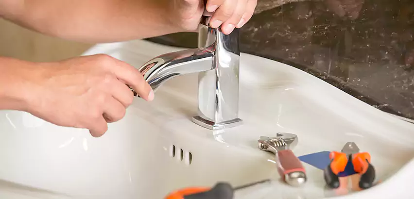 Bathtub Faucet Replacement in Seattle